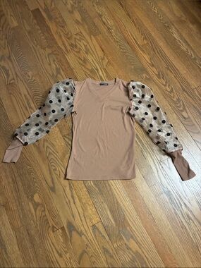 SHEIN Tan V-Neck Top with Sheer Polka Dot Puff Sleeves